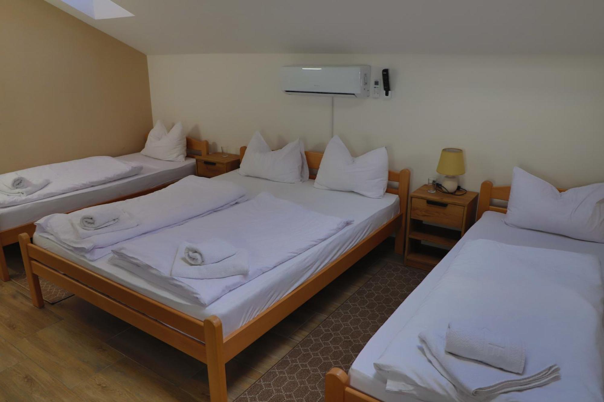 Konak Kod Hame Bihać Esterno foto